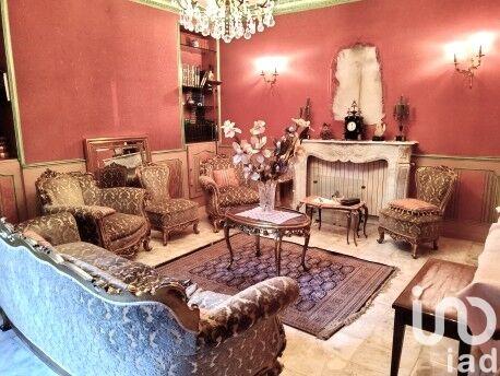 Maison de ville - 210 m² - 8 pièces