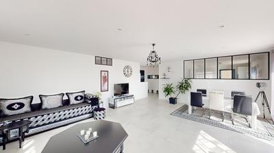 Maison - 136 m² - 6 pièces