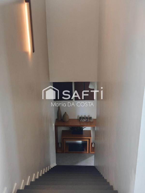 Maison - 168 m² - 5 pièces