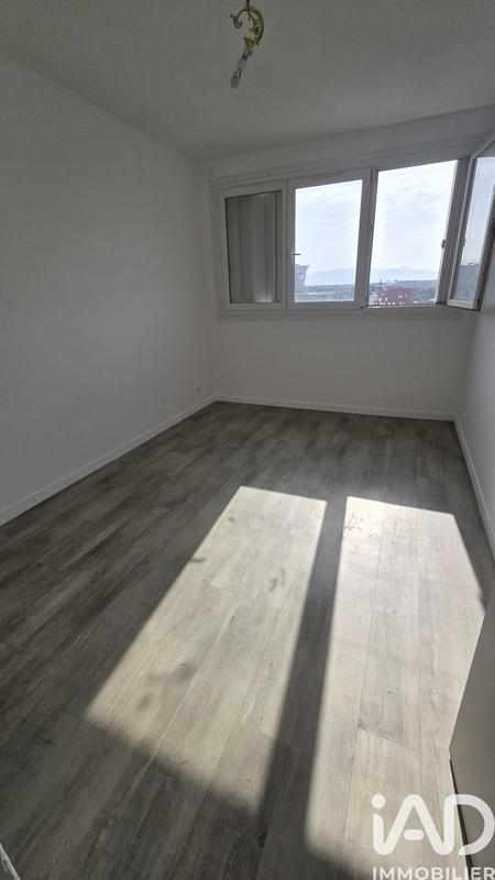 Appartement - 120 m² - 6 pièces