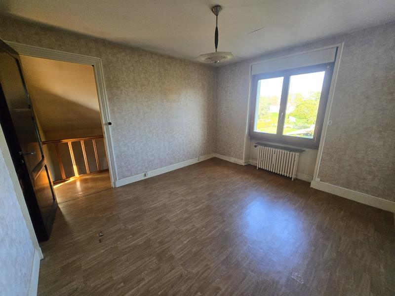 Maison - 181 m² - 7 pièces