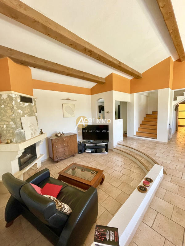 Maison - 170 m² - 5 pièces