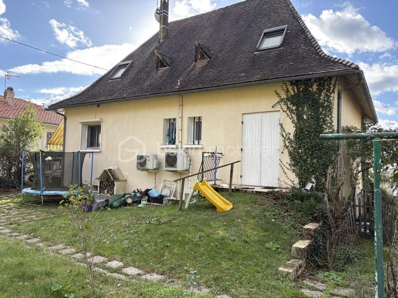 Maison - 162 m² - 7 pièces