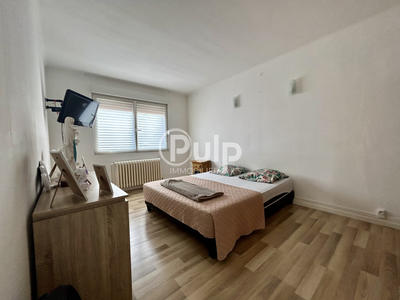 Maison - 195 m² - 6 pièces