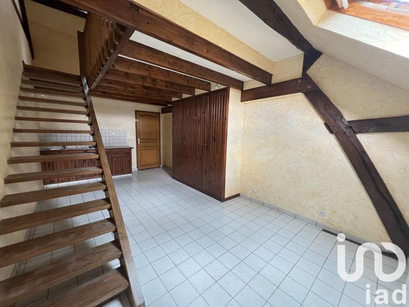 Maison - 275 m² - 10 pièces