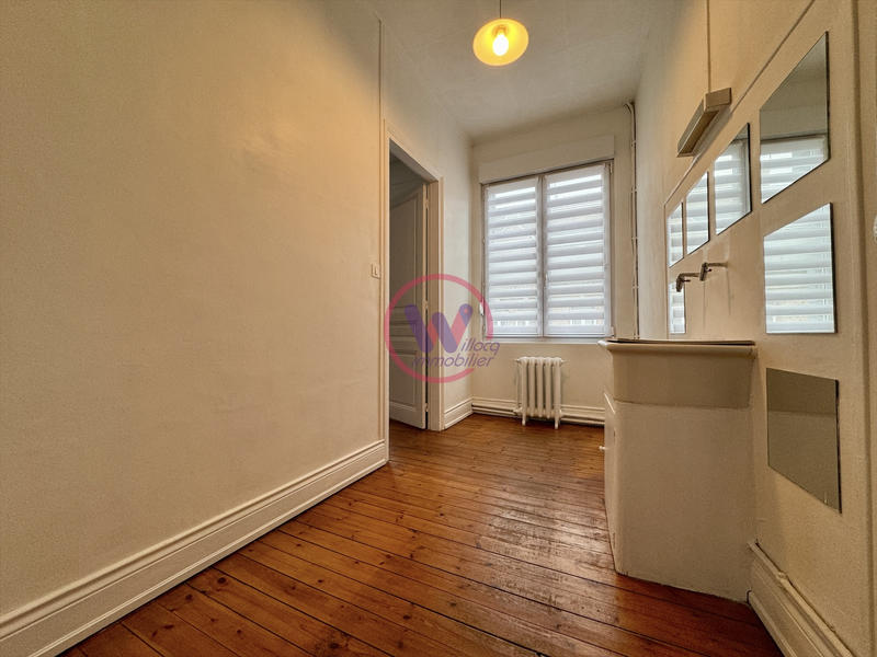 Maison - 182 m² - 7 pièces