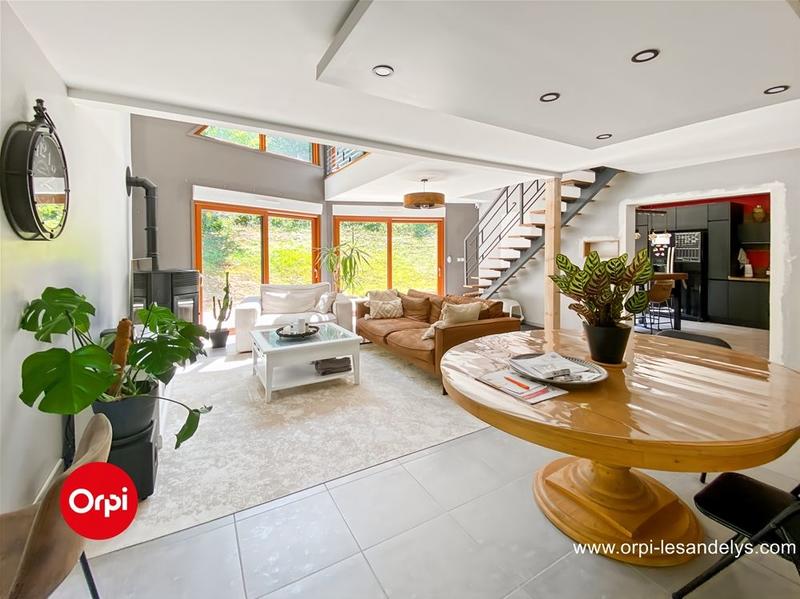 Maison - 143 m² - 6 pièces