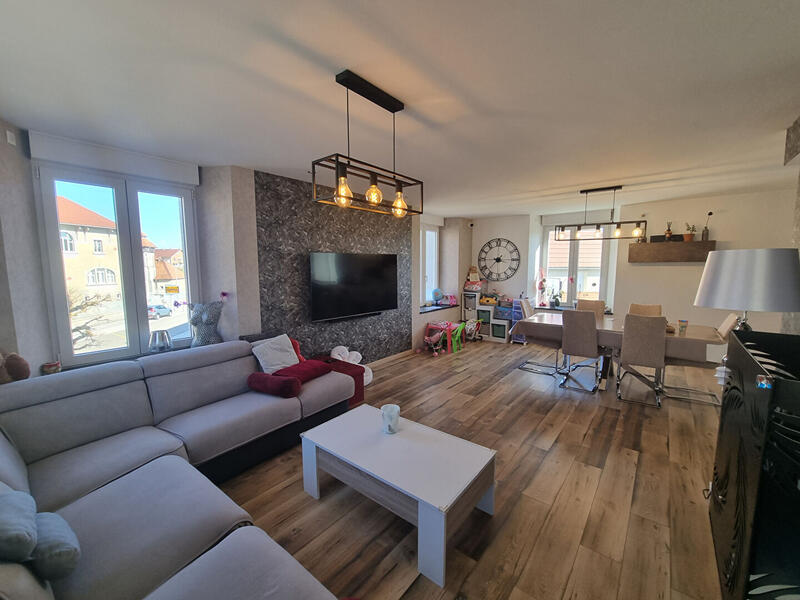 Maison - 117 m² - 6 pièces