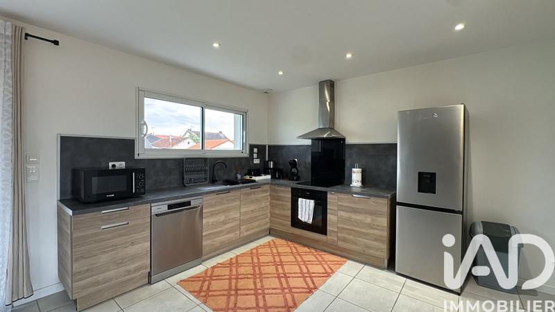 Maison - 105 m² - 5 pièces