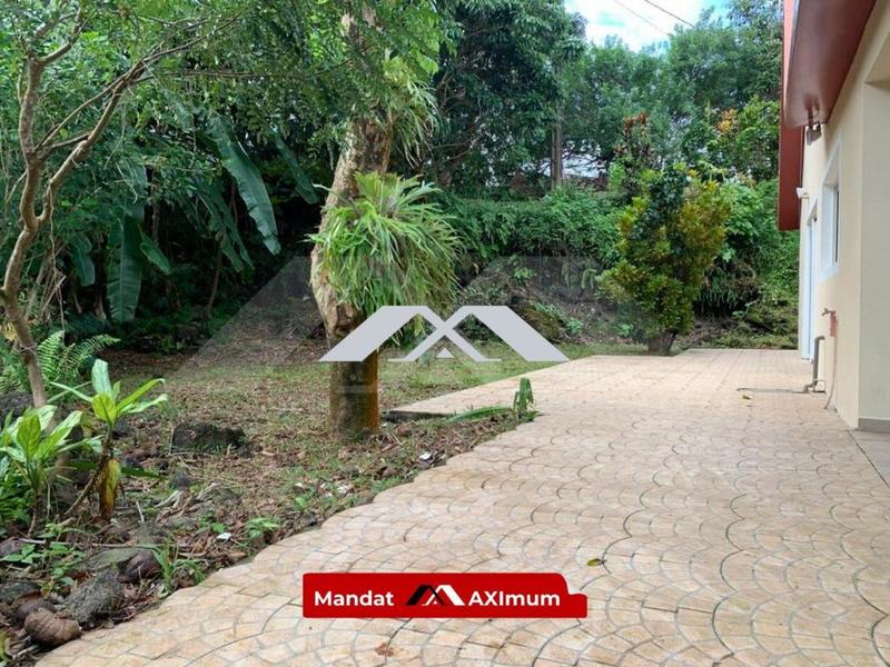 Maison traditionnelle - 160 m² - 5 pièces