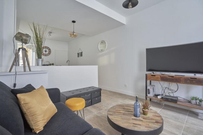 Maison - 82 m² - 6 pièces