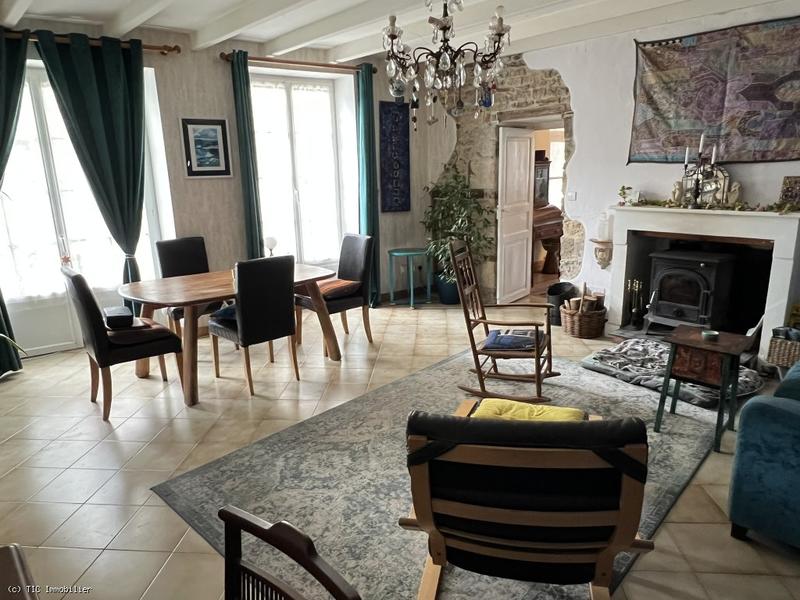 Maison de maîtres - 294 m² - 8 pièces