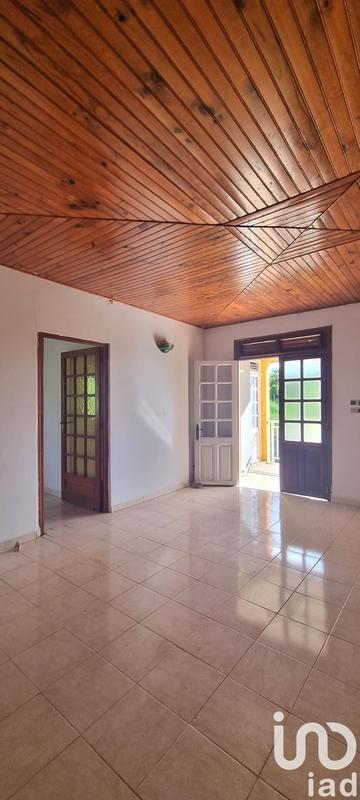 Maison - 250 m² - 9 pièces