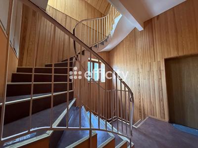 Immeuble - 320 m² - 16 pièces