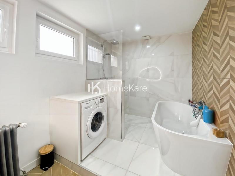 Appartement - 100 m² - 4 pièces