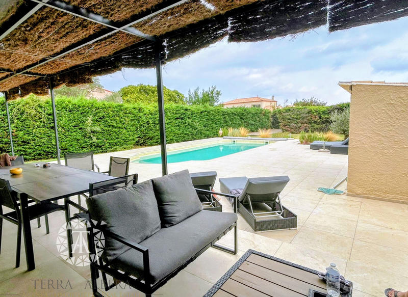 Villa - 235 m² - 8 pièces