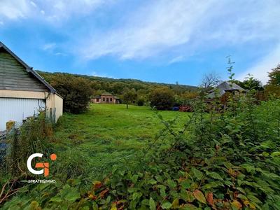 Terrain constructible - 844 m²