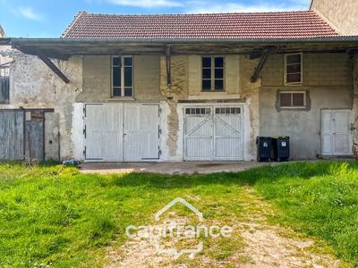 Grange - 200 m² - 3 pièces