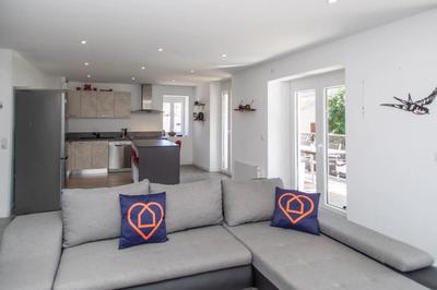 Appartement - 99 m² - 4 pièces