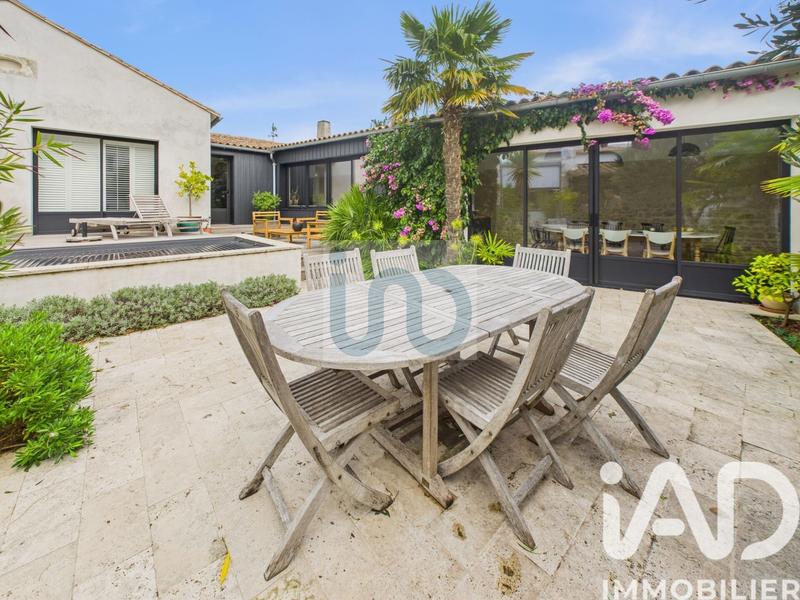 Maison - 176 m² - 6 pièces