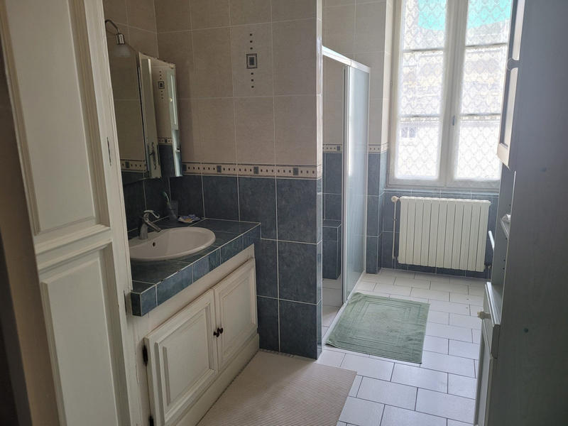 Maison - 346 m² - 10 pièces