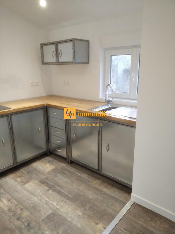 Maison - 27 m² - 1 pièce