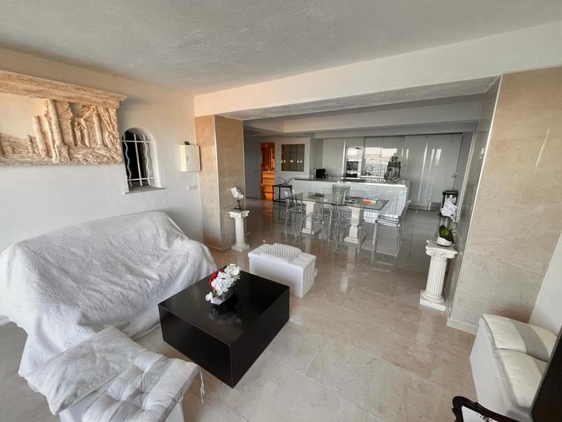 Appartement - 70 m² - 2 pièces