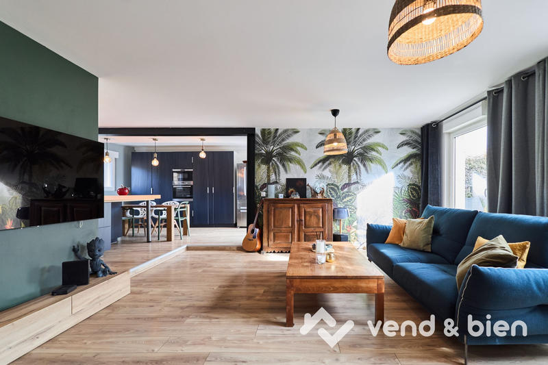 Maison - 102 m² - 5 pièces