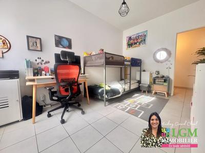 Appartement - 86 m² - 4 pièces