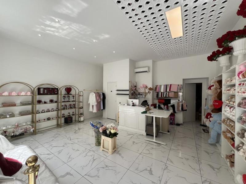 Local commercial - 92 m²