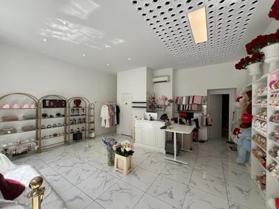 Local commercial - 92 m²