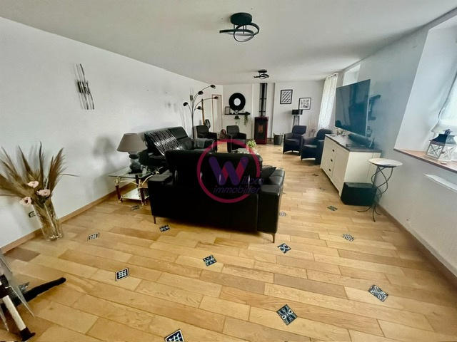 Maison - 227 m² - 10 pièces