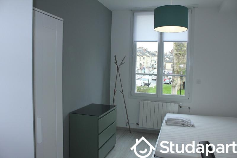 Chambre - 12 m² - 1 pièce