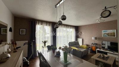 Maison - 90 m² - 4 pièces