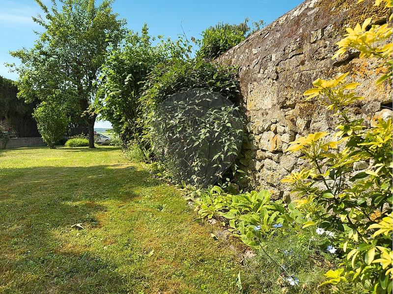 Maison - 193 m² - 9 pièces