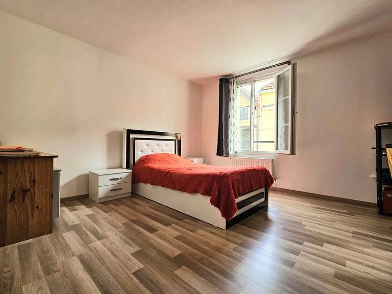 Maison - 108 m² - 5 pièces