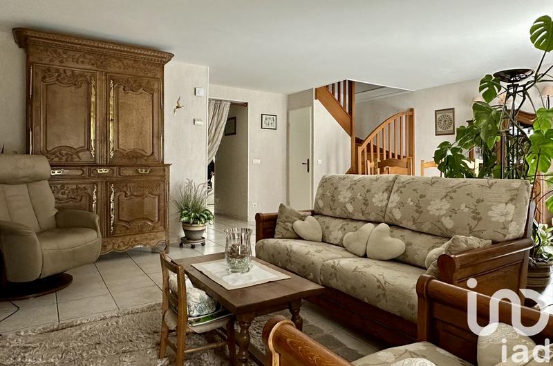 Maison - 96 m² - 6 pièces