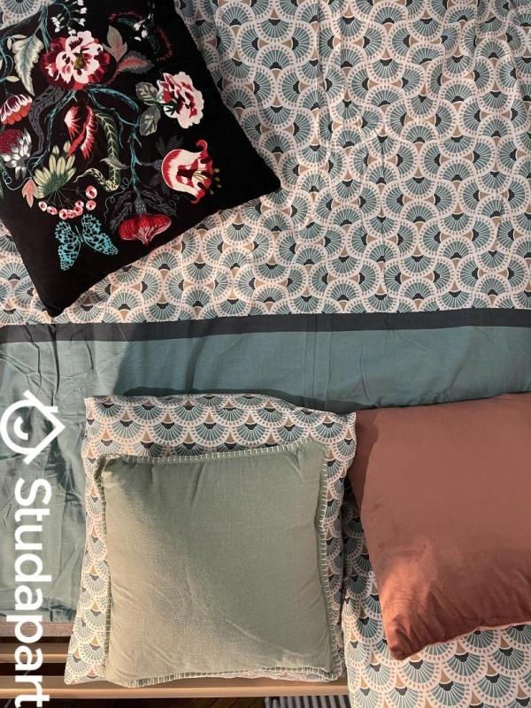 Chambre - 11 m² - 1 pièce