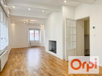 Maison de ville - 160 m² - 4 pièces