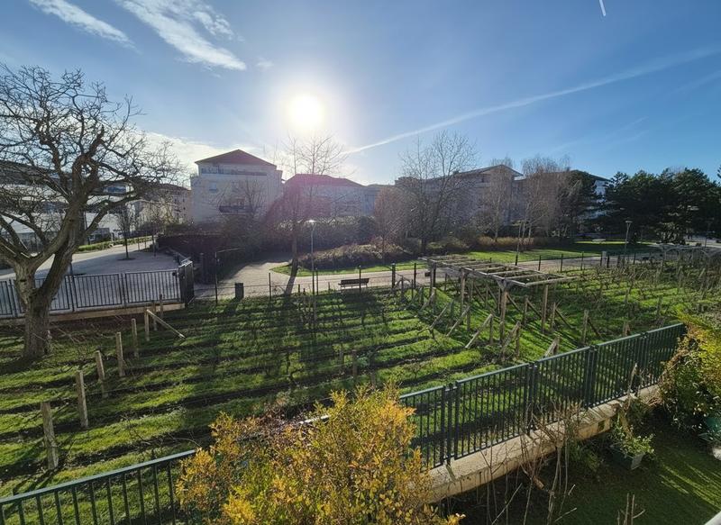 Appartement - 64 m² - 3 pièces