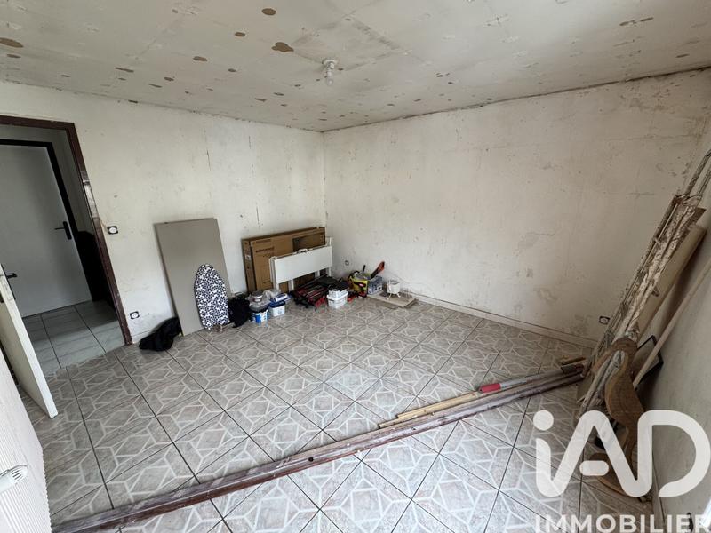 Maison - 98 m² - 5 pièces