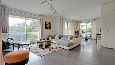 Appartement - 125 m² - 5 pièces