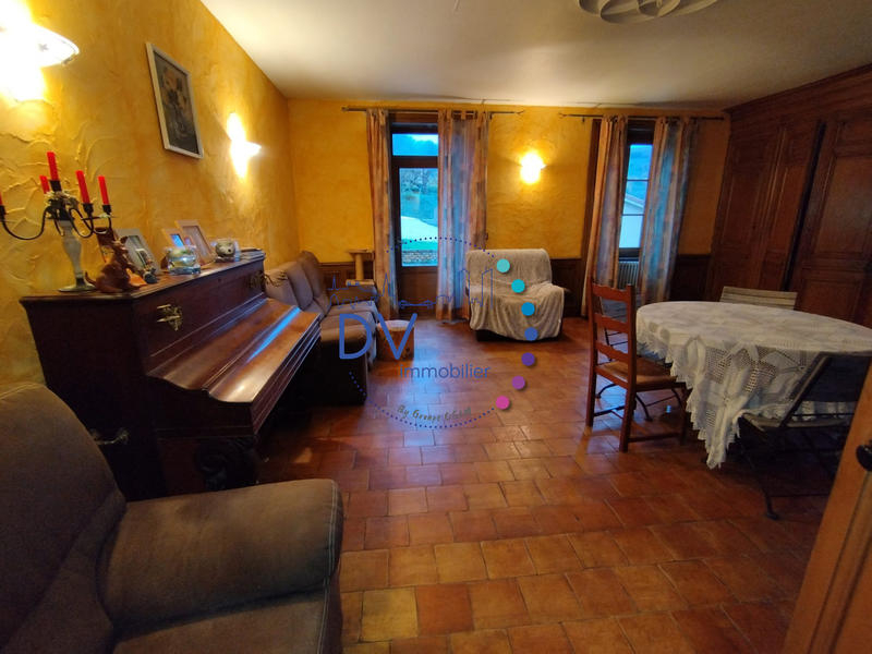 Maison ancienne - 176 m² - 6 pièces