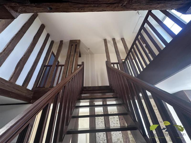 Propriété - 166 m² - 5 pièces