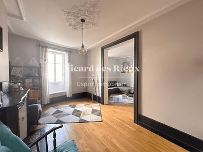 Appartement - 138 m² - 5 pièces
