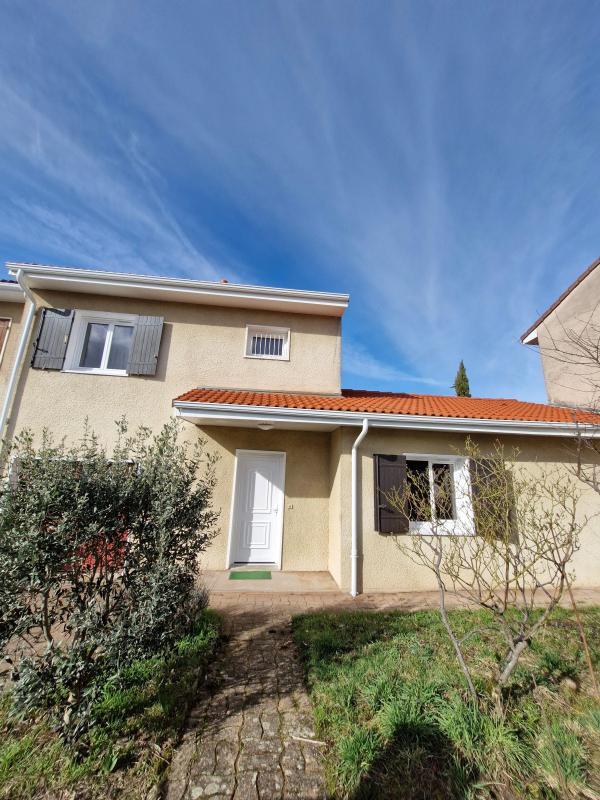 Maison - 96 m² - 4 pièces