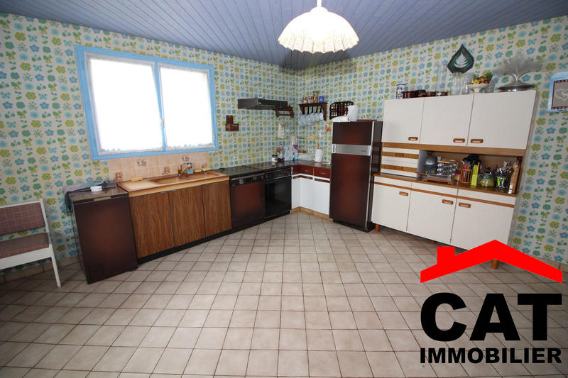 Maison traditionnelle - 210 m² - 6 pièces