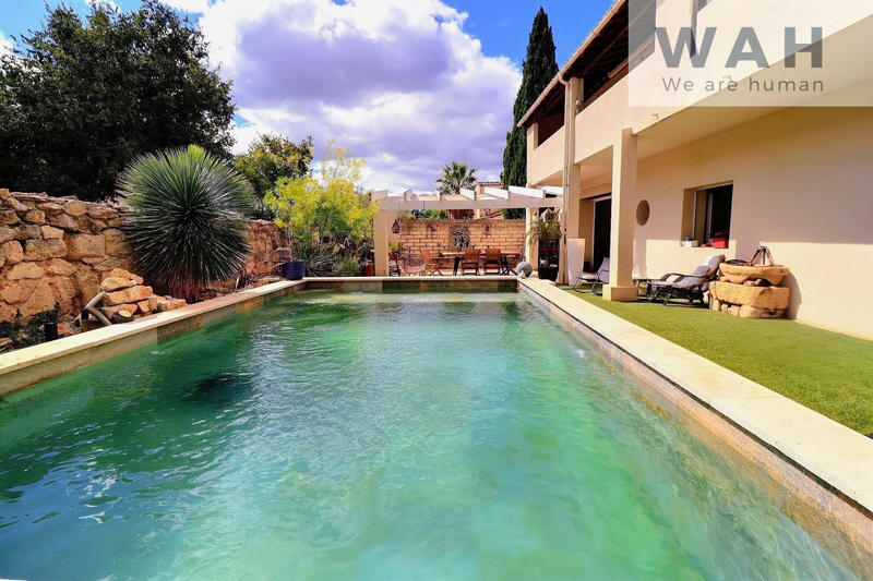 Maison de village - 200 m² - 6 pièces