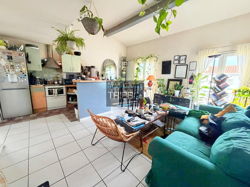 Immeuble - 219 m² - 8 pièces