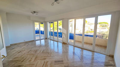 Appartement - 78 m² - 3 pièces